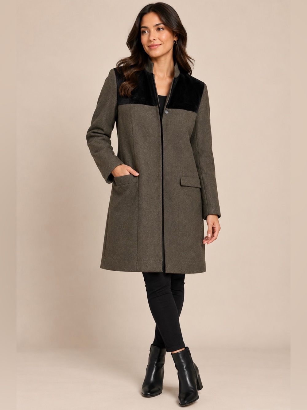 Vintage Harvé Benard Wool Coat Women’s 10 Faux Fur Trim Made in Russia Long